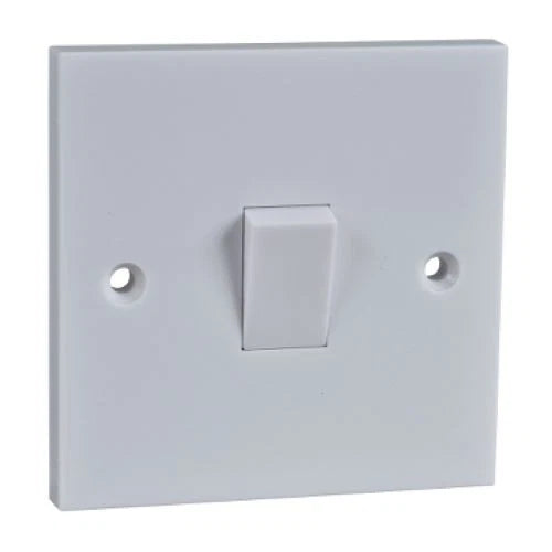 Socket Exclusive 6amp 1 Gang 1 Way - Schnieder AX White GSW1G1W